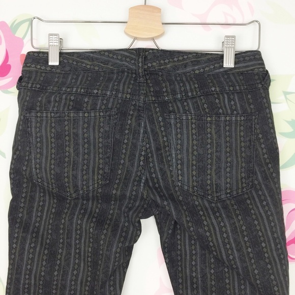 Free People Boho Geo Print Black Gray Skinny Jeans Pants 26 - Picture 4 of 7